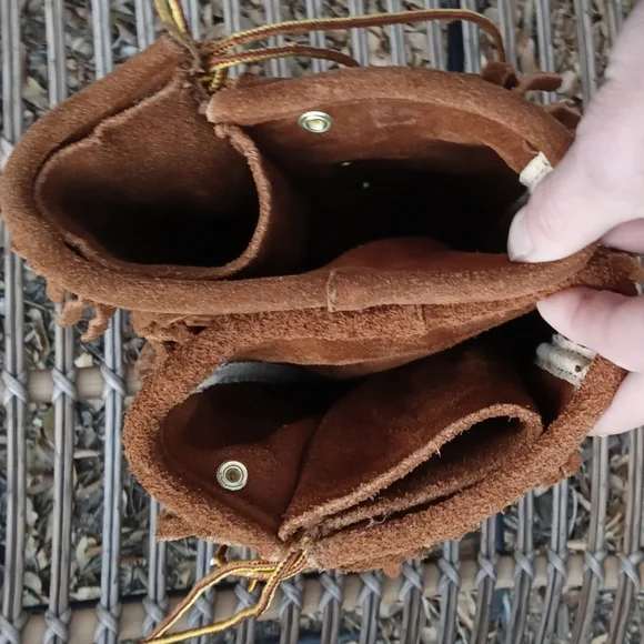 Updated Post: Rare Minnetonka Side-Lace, Knee-High, Leather Moccasin Boot. 7/7.5 - Picture 6 of 13